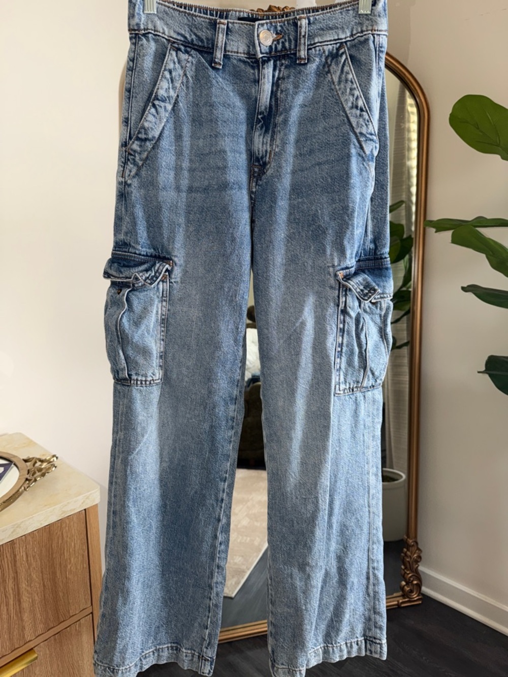 Aeropostale Light Blue Women’s Cargo Jeans
